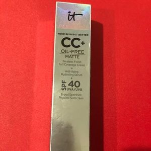 It Cosmetics CC Cream light